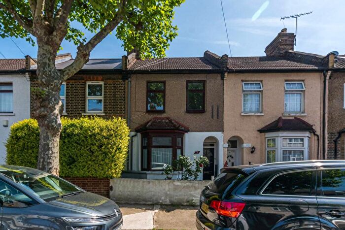 2 Bedroom Terraced House To Rent In Bath Road, East Ham, London, E7