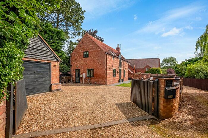 4 Bedroom Barn Conversion For Sale In London Road, Shipston-on-Stour, CV36