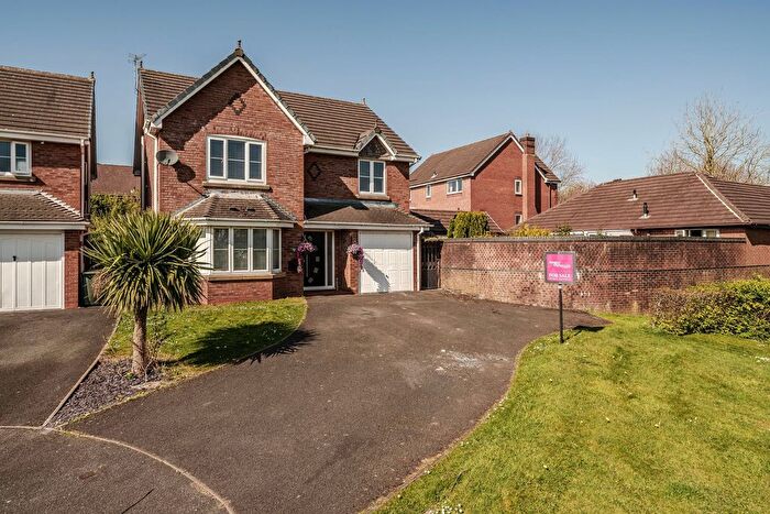 4 Bedroom Property For Sale In Delph Way, Whittle-Le-Woods, PR6