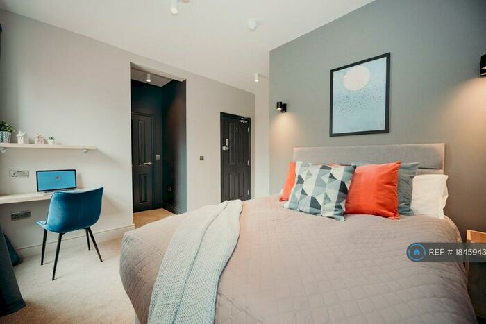 Studio To Rent In Victoria Road, Tamworth, B79