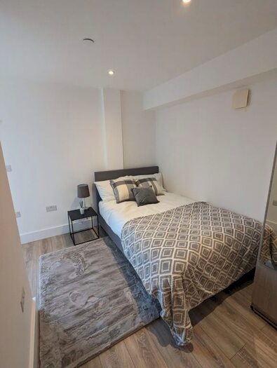 Studio To Rent In Station Rd, Kings Langley, WD4