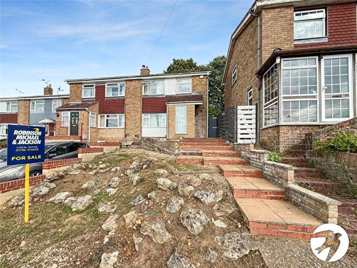 3 Bedroom Semi-Detached House For Sale In Fairleas, Sittingbourne, Kent, ME10