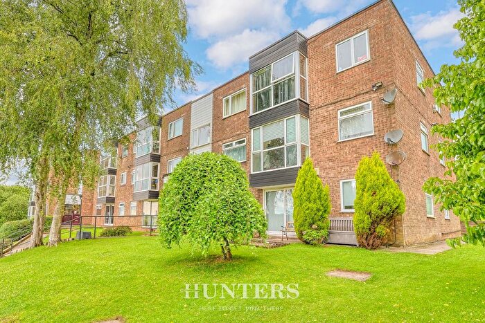 2 Bedroom Flat For Sale In Heywood Court, Middleton, M24