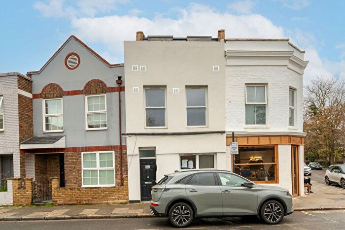 4 Bedroom Property To Rent In Normand Road, West Kensington, W14