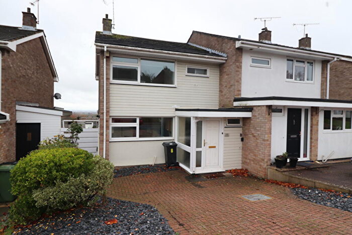 3 Bedroom House To Rent In West Cloister, Billericay, CM11