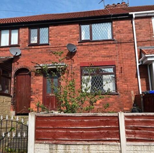 3 Bedroom Town House For Sale In Eldon Road, Irlam, Manchester, Greater Manchester, M44
