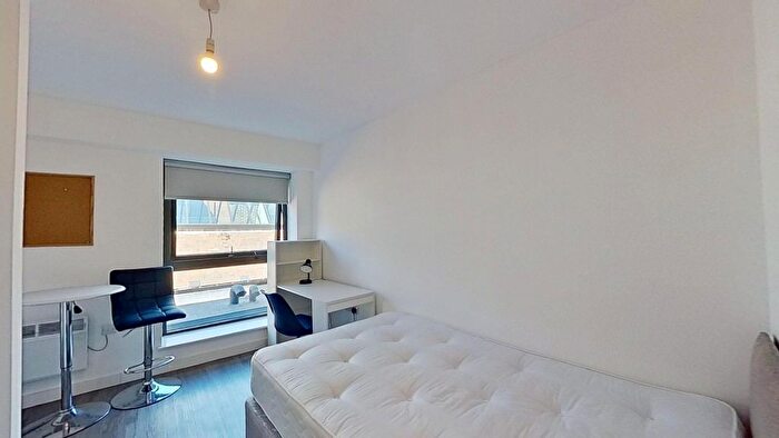 Studio To Rent In Fargate, Sheffield, S1