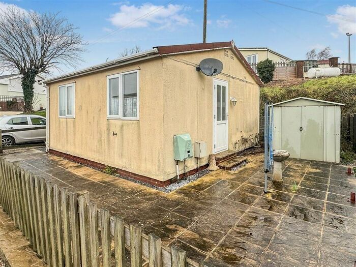 1 Bedroom Park Home For Sale In Totnes Road, Paignton, Devon, TQ4