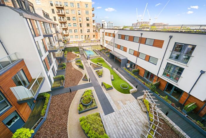 1 Bedroom Flat To Rent In Stylus Place, Hayes, UB3