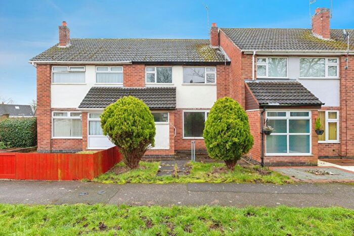3 Bedroom Terraced House For Sale In Oak Crescent, Leicester, Leicestershire, LE3