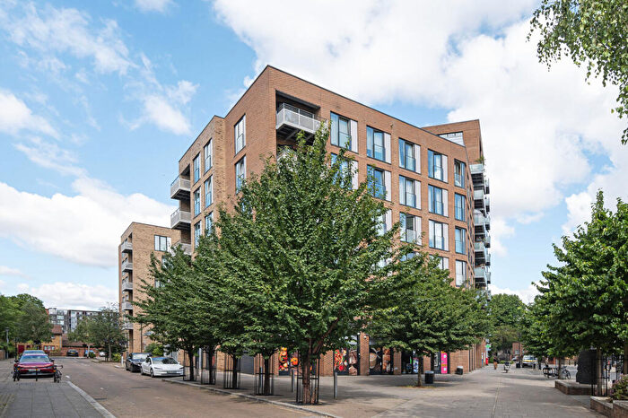 2 Bedroom Flat For Sale In North Mill Apartments, Haggerston, London, E8