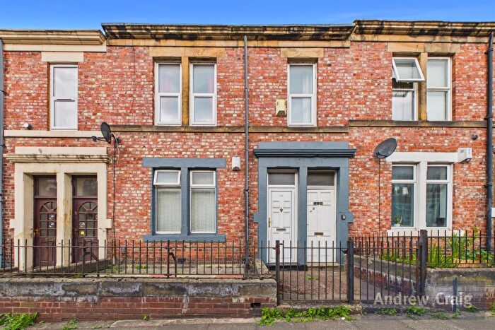 3 Bedroom Flat For Sale In Eastbourne Avenue, Gateshead, NE8