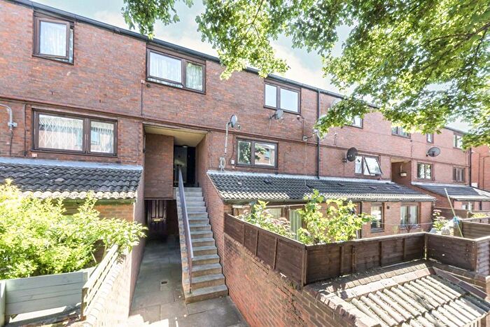 1 Bedroom Flat To Rent In Worcester Mews, West Hampstead, NW6