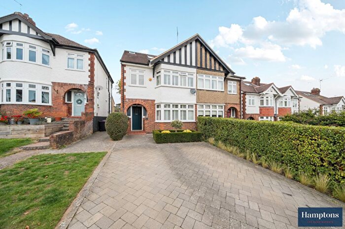 4 Bedroom Semi-Detached House For Sale In North Road Avenue, Hertford, SG14