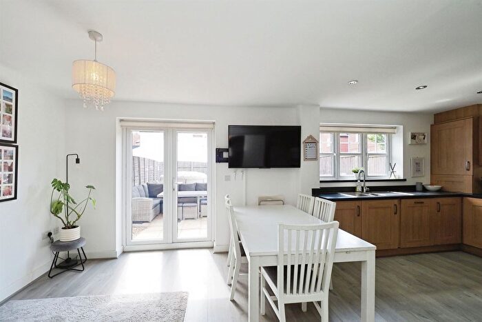 4 Bedroom Detached House For Sale In Argonaut Avenue, Castle Donington, Derby, DE74