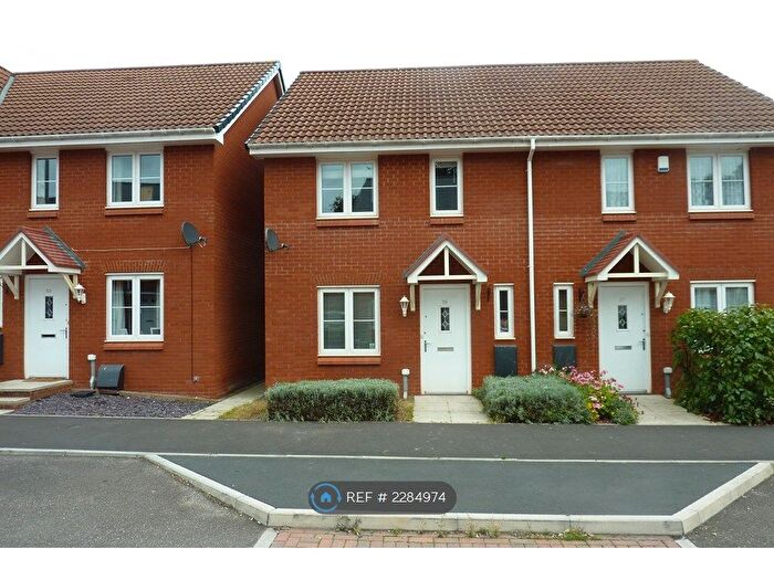 3 Bedroom Semi-Detached House To Rent In Pear Tree Way, Wellington, TA21