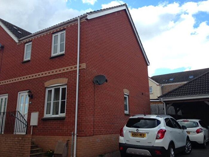 2 Bedroom Semi Detached House To Rent In Hawkins Place, Cullompton, EX15