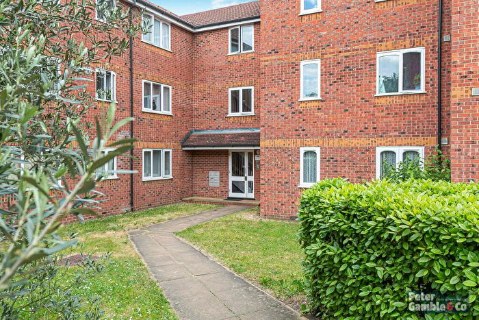 Apartment For Sale In Brindley Close, Wembley, HA0