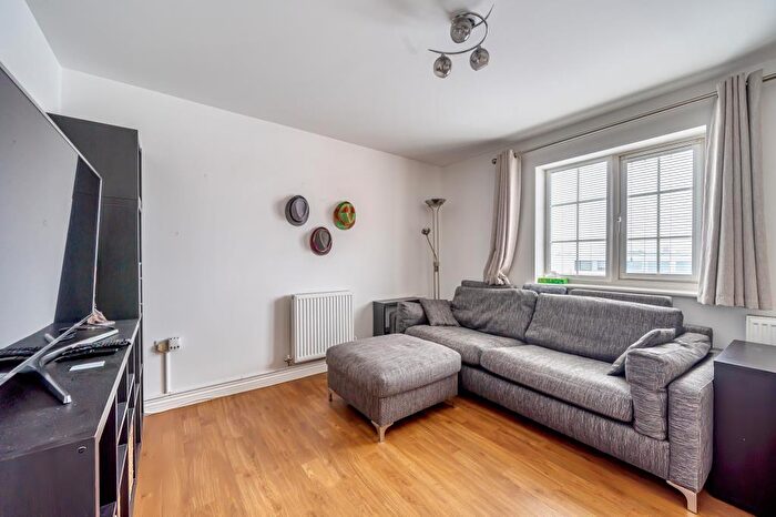 2 Bedroom Apartment To Rent In Didcot, Oxfordshire, OX11