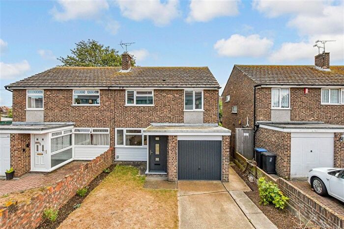 3 Bedroom Semi Detached House For Sale In Northwood Road, Broadstairs, Kent, CT10