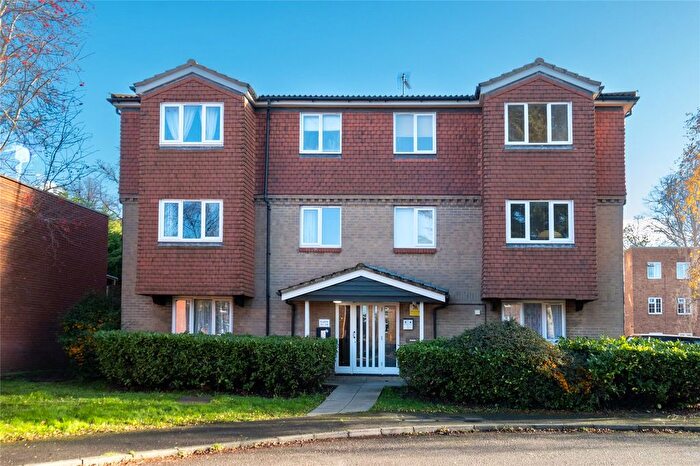 1 Bedroom Flat To Rent In Caroline Close, Streatham Hill, Lambeth, London, SW16