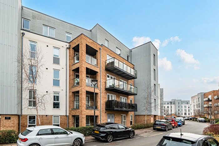 2 Bedroom Flat For Sale In Beaumont Apartments, Hawker Drive, Addlestone, Surrey, KT15