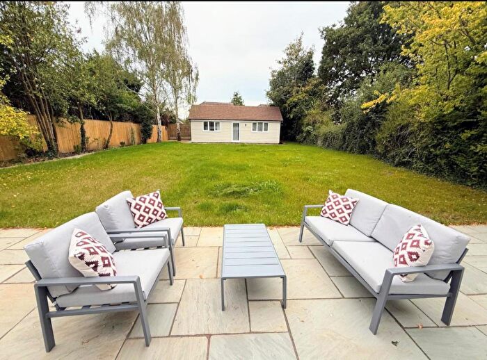 4 Bedroom Detached House For Sale In Elm Grove, Barnham, PO22