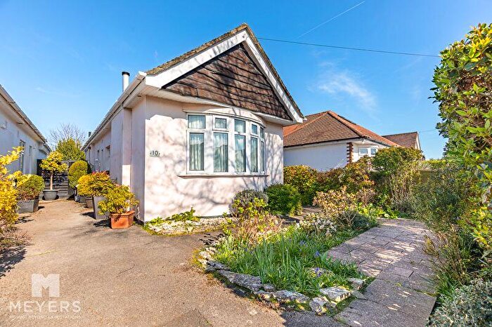 3 Bedroom Detached Bungalow For Sale In Townsville Road, Moordown, BH9