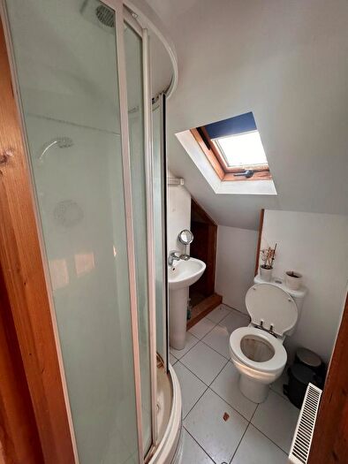 1 Bedroom Terraced House To Rent In Woodfield Avenue, Gravesend, DA11