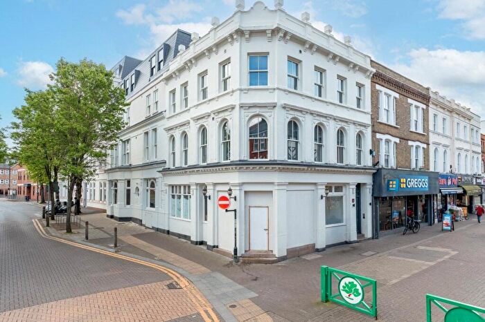 1 Bedroom Apartment To Rent In High Street, Sutton, SM1