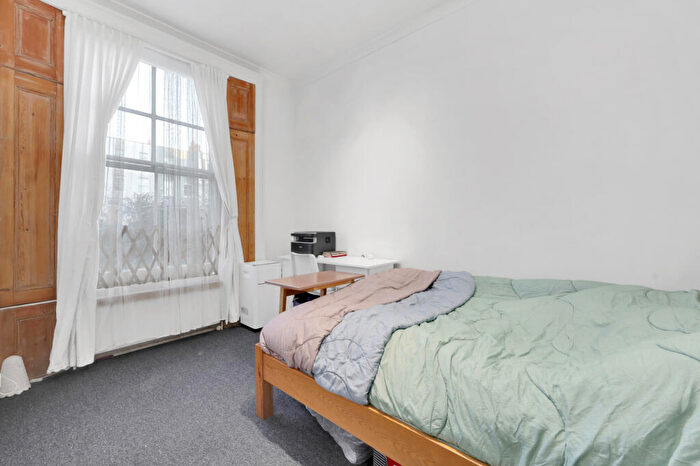 1 Bedroom End Of Terrace House To Rent In Leighton Road, Kentish Town, NW5