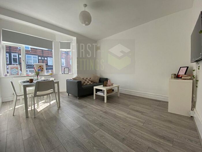 2 Bedroom Flat To Rent In Lord Byron Street, Clarendon Park, LE2