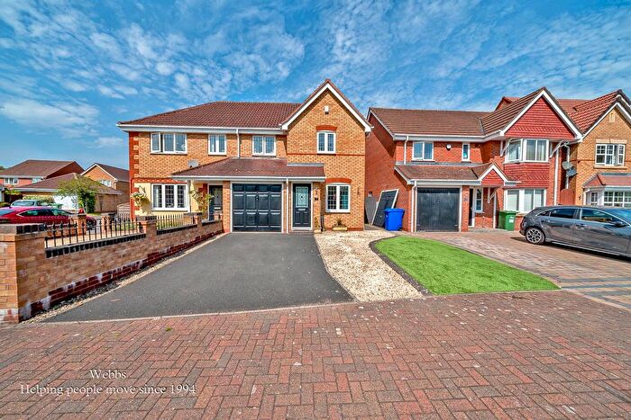 3 Bedroom Semi-Detached House For Sale In Newbury Road, Norton Canes, WS11