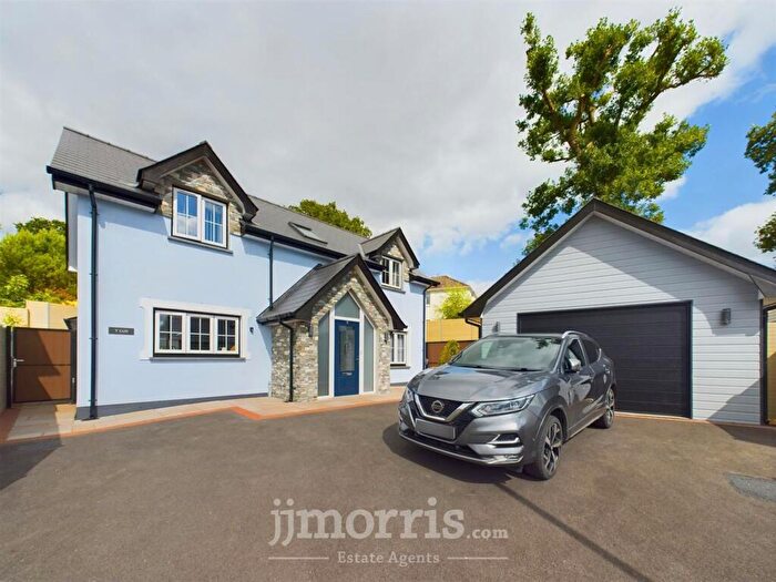 4 Bedroom House For Sale In Caeberllan, Adpar, SA38