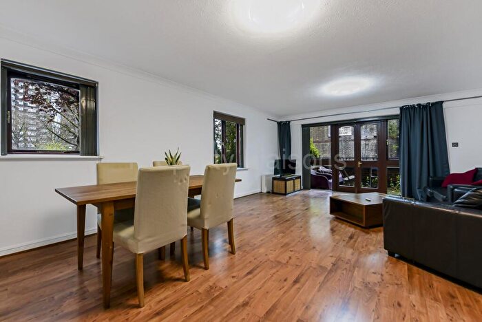 2 Bedroom Apartment To Rent In George Leybourne House, Fletcher Street, London, E1