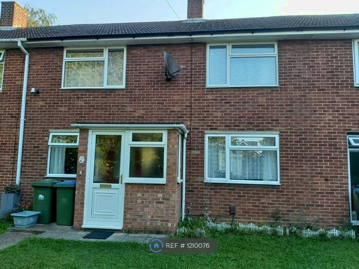 3 Bedroom Terraced House To Rent In Malwood Avenue, Southampton, SO16