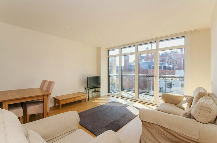 1 Bedroom Flat To Rent In Grosvenor Waterside, Chelsea, SW1W