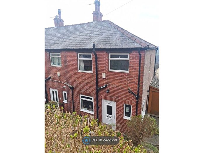 2 Bedroom End Of Terrace House To Rent In Plane Tree Nest, Halifax, HX2