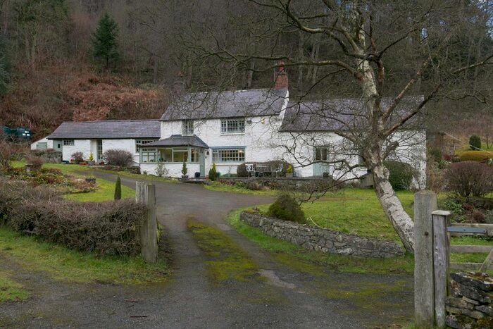 2 Bedroom Detached House For Sale In Back Road, Llanarmon-Yn-Ial, Mold, Denbighshire CH7