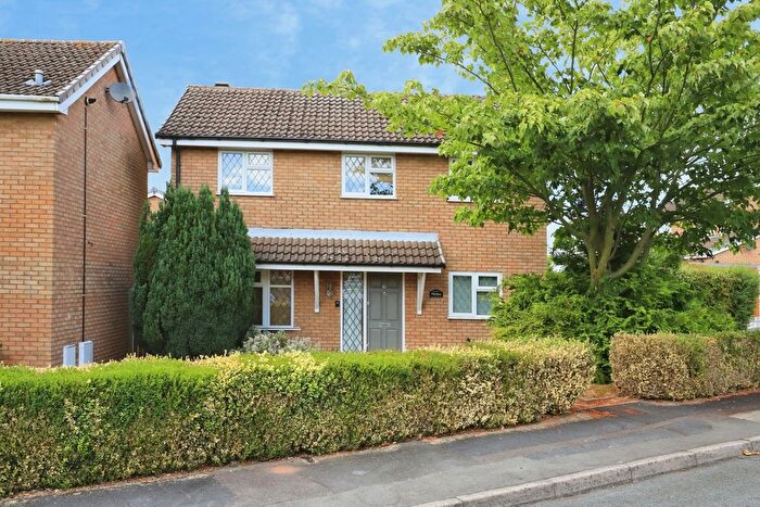 3 Bedroom Detached House For Sale In Edge Hill Drive, Perton, Wolverhampton, Staffordshire, WV6