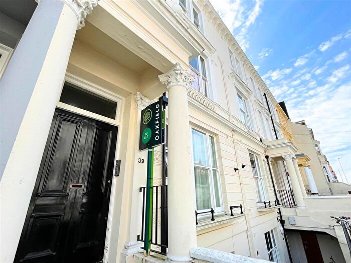 2 Bedroom Flat To Rent In West Hill Road, St Leonards On Sea, TN38