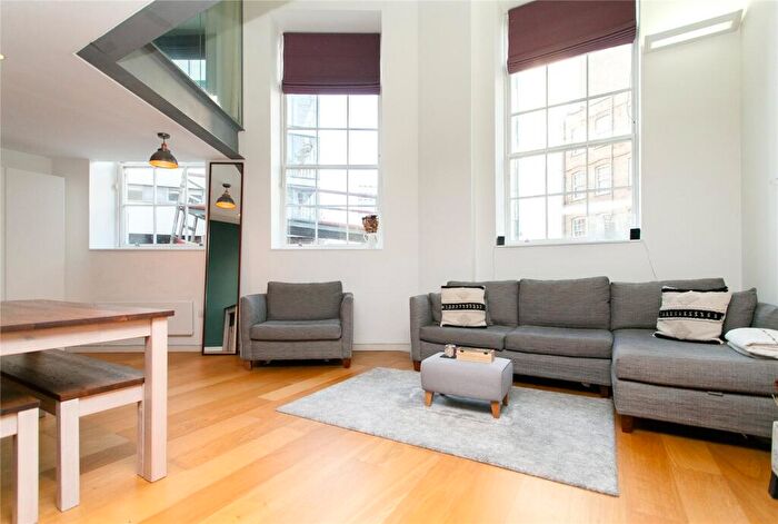 2 Bedroom Maisonette To Rent In Hornsey Road, Holloway, N7