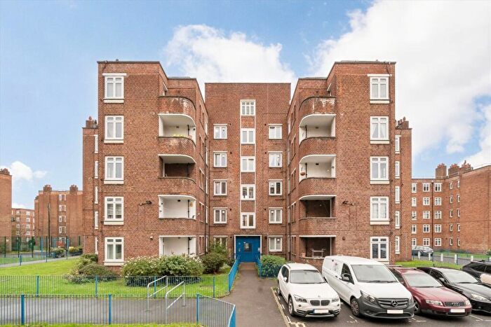 2 Bedroom Flat For Sale In Homerton High Street, Homerton, E9