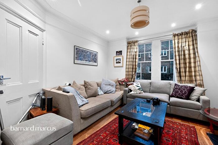 3 Bedroom Terraced House For Sale In Orsett Street, London, SE11