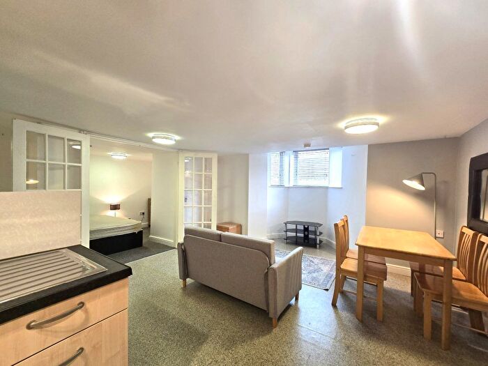 1 Bedroom Flat To Rent In Heaton Road, Heaton, Newcastle Upon Tyne, NE6