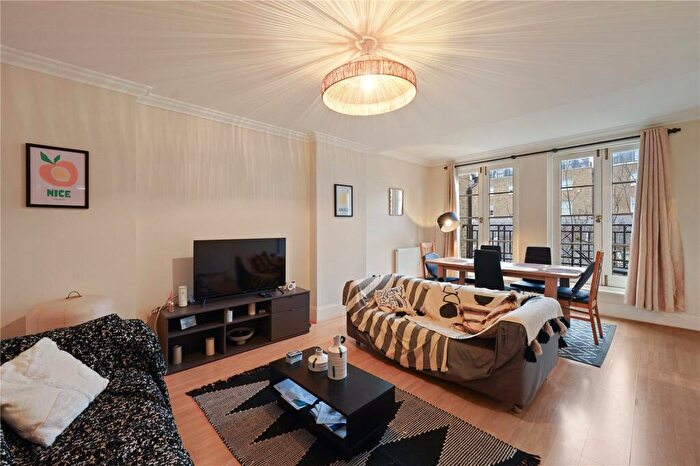 3 Bedroom Flat To Rent In Albany Street, Regent's Park, London, NW1