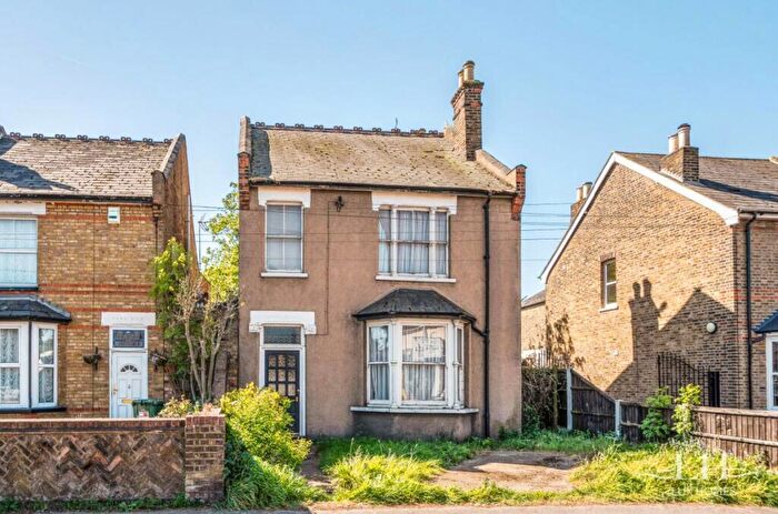 5 Bedroom Detached House For Sale In High Street, Hornchurch, Hornchurch, RM12