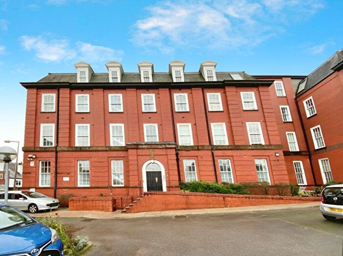 2 Bedroom Flat To Rent In Thomson Street, Stockport, SK3