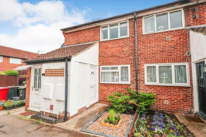 1 Bedroom Maisonette For Sale In Dunster Gardens, Cippenham, SL1