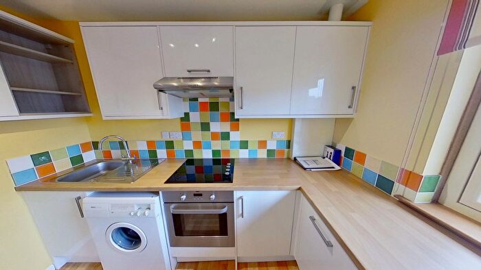 1 Bedroom Flat To Rent In Boat Green, Edinburgh, EH3